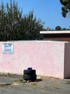 HOUSE FOR SALE IN SOUTHDALE