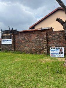 3 BEDROOM TOWNHOUSE IN ORMONDE