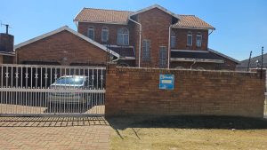Double Storey House for sale in Rose Acre